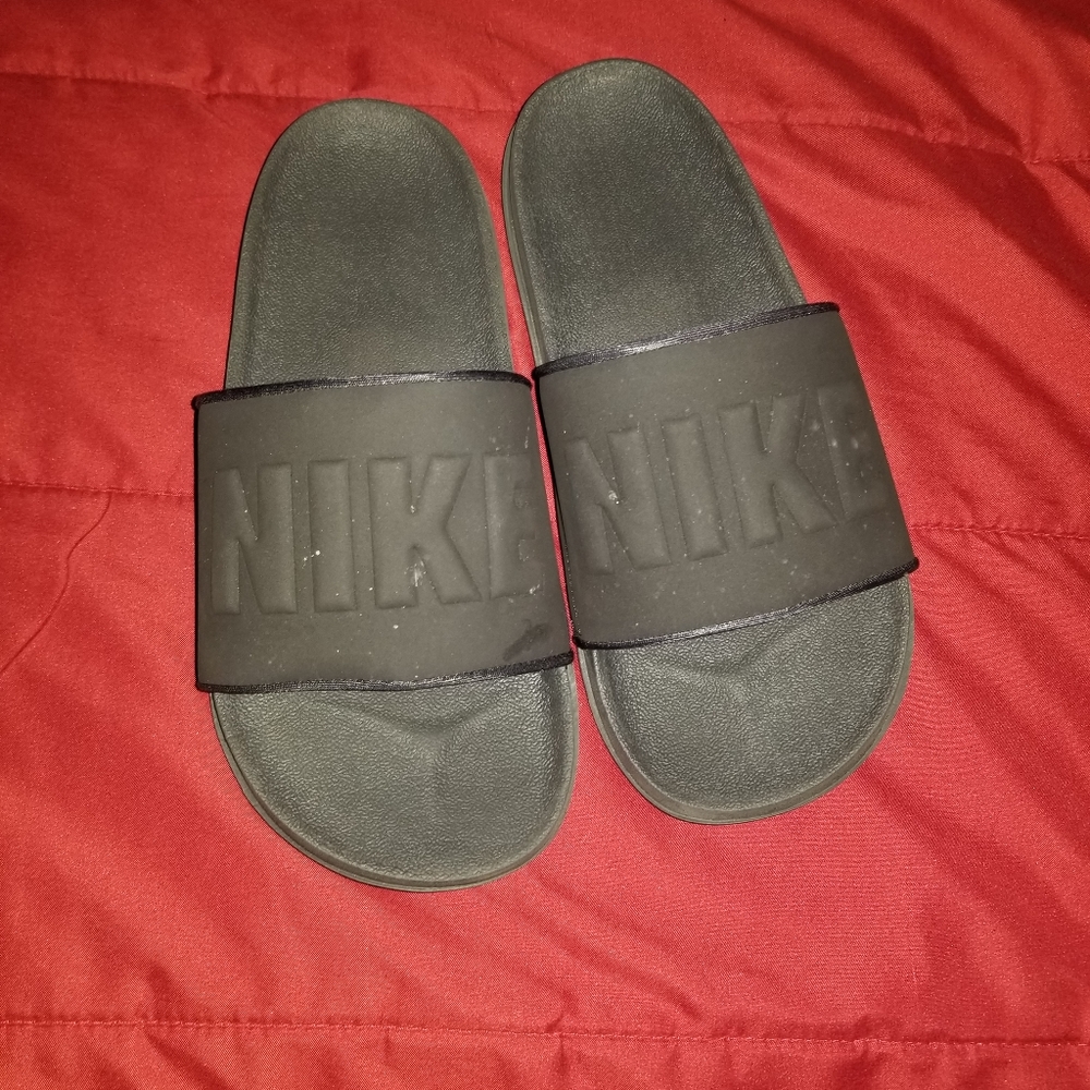 Nike off court slides